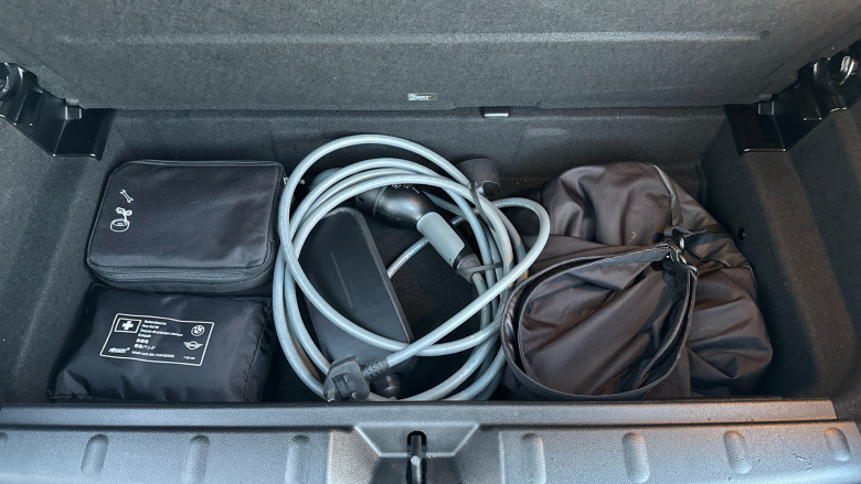 MINI Hatchback 135kW Cooper S Level 2 33kWh 3dr Auto Electric Hatchback